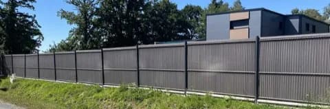 Pose de clôture en Moselle : 7 erreurs à éviter